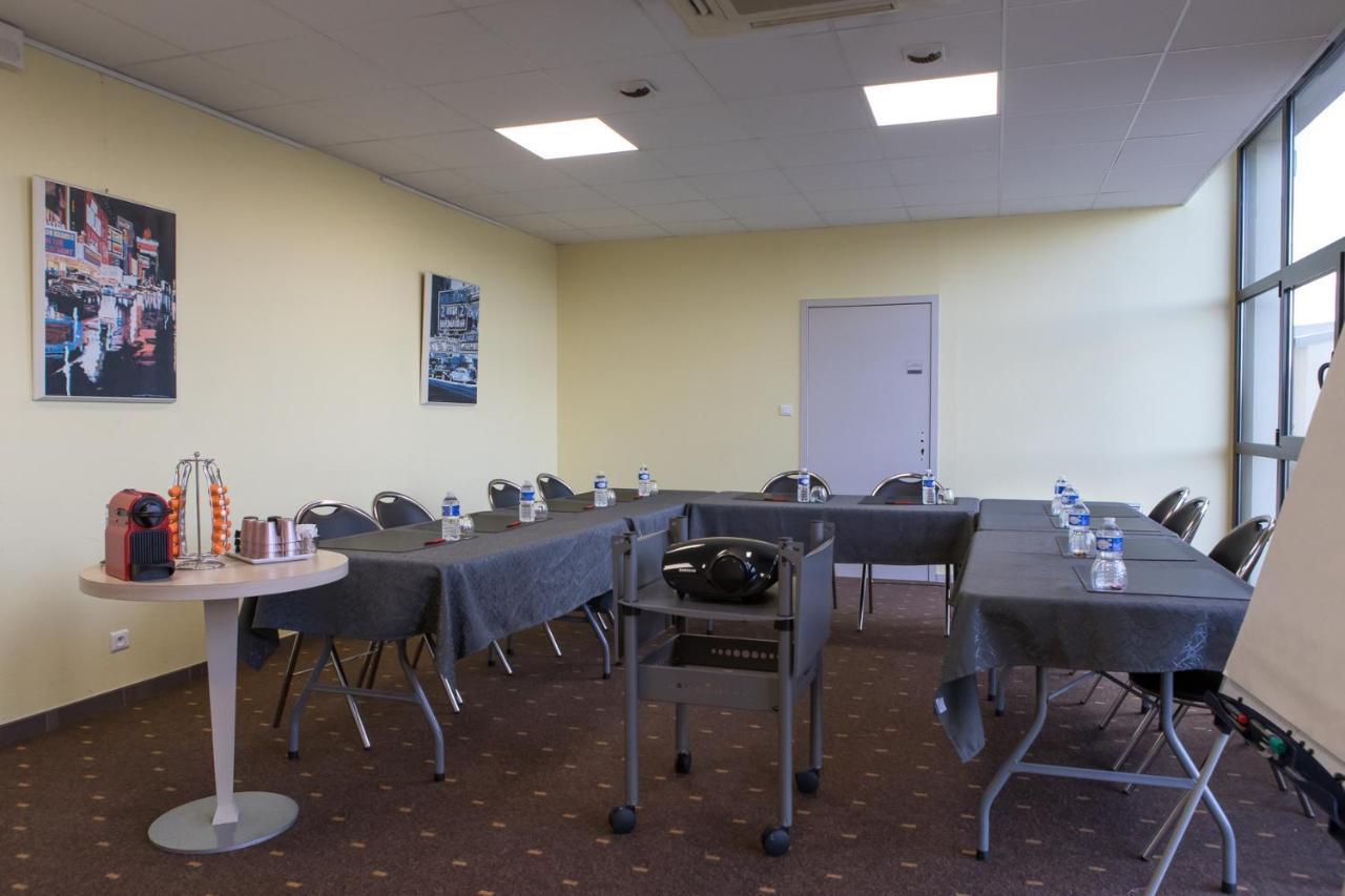 Hotel The Originals Boutique, Actuel Hotel, Saint-etienne Aeroport 3*